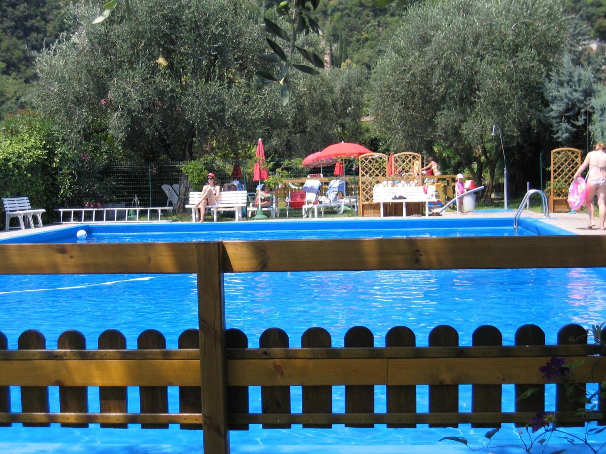 Residence Cascata Varone Riva del Garda Extérieur photo